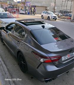 تۆیۆتا کامری